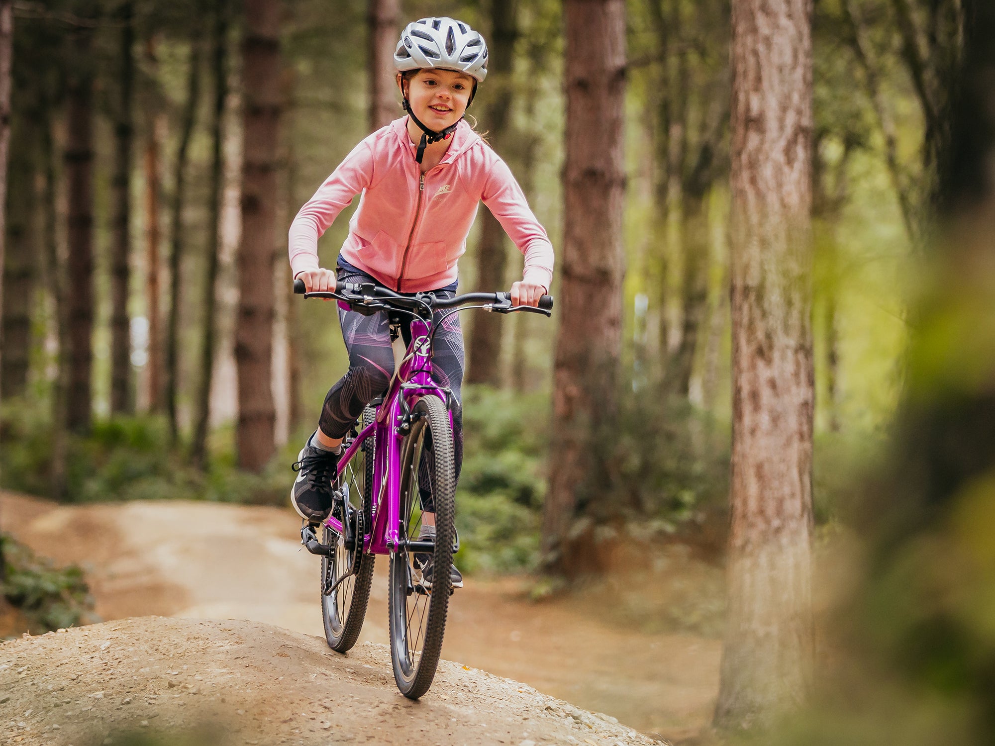 girl riding forme kinder 26 purple - bike club
